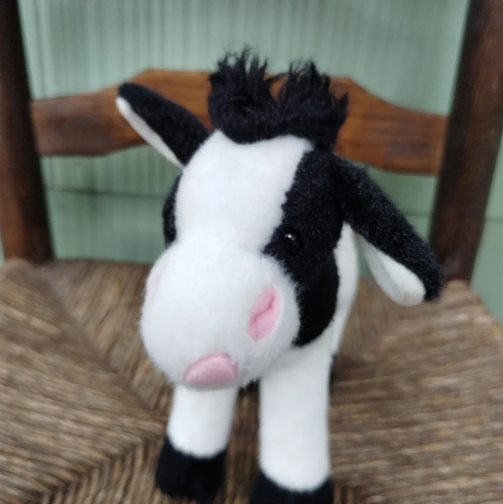Douglas Cuddle Toys adorable realistic Cow Calf Betsy  Toy Plush stuffed animal - Picture 3 of 16
